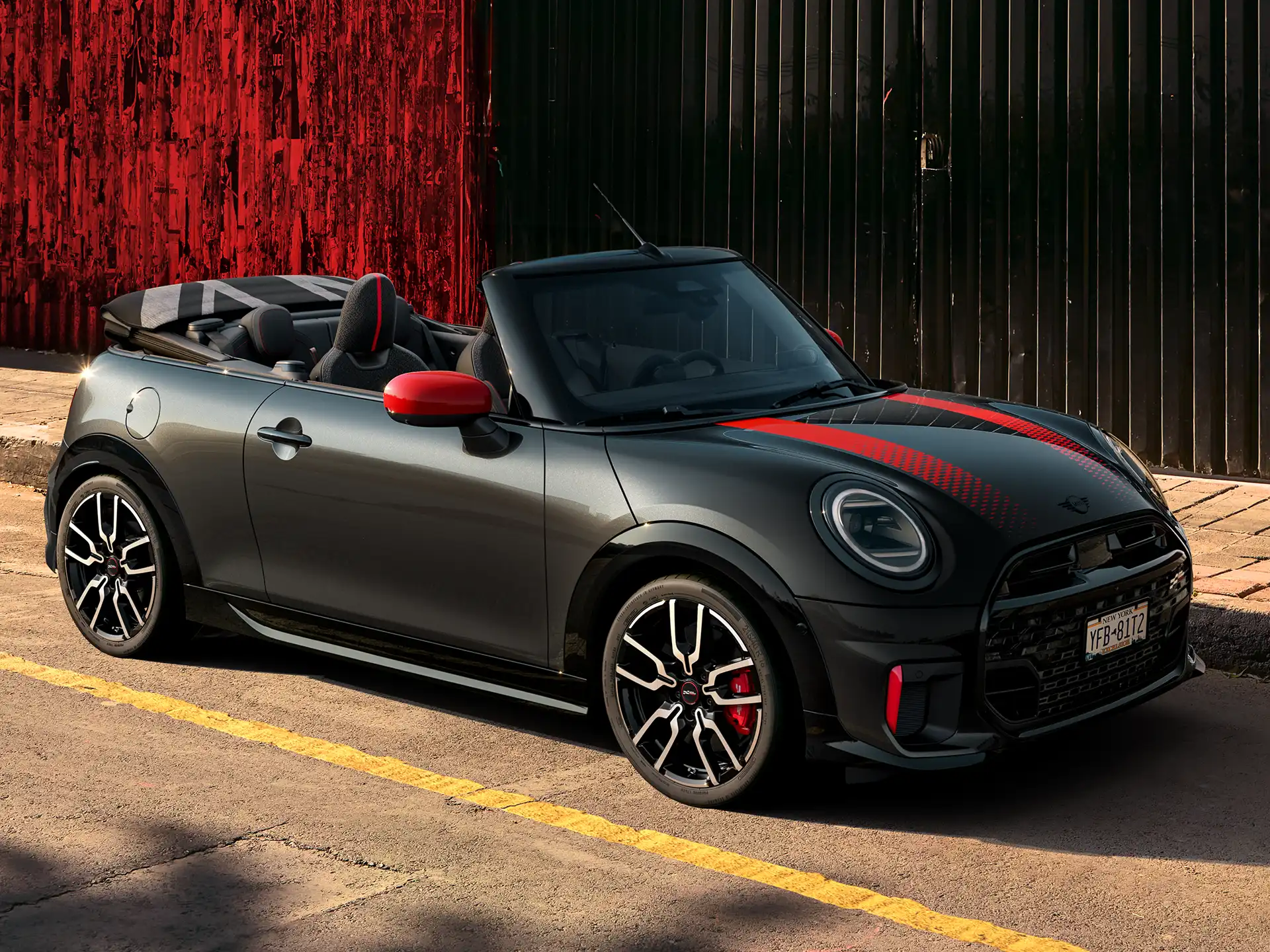 MINI John Cooper Works - F67 JCW bočni pogled